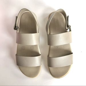 Vince Grey Leather Sandals